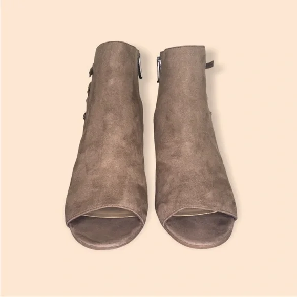 Circus by Sam Edelman Edna Taupe Peep Toe Bootie Shoes Size 9 - Picture 3 of 7